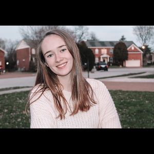 Meet your Posher, Julia